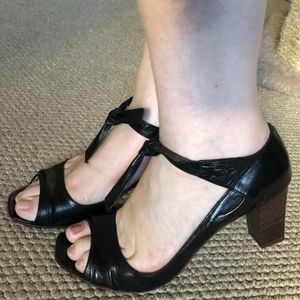 Exquisite Alternatives Shoes 100% Leather